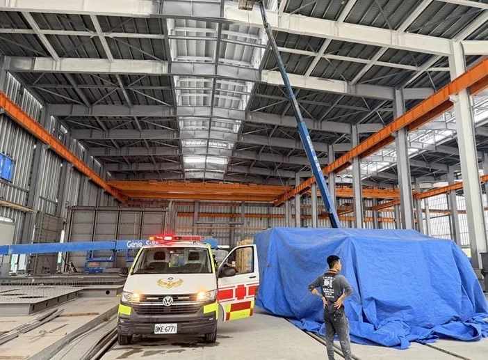 南科施工廠房46歲工人高處墜落不治 遭勒令停工調查